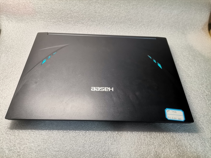 神州战神Z7-TA5NS笔记本电脑