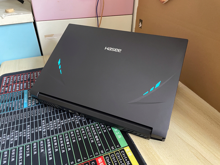 战神Z8/i5-10300H/ RTX 2...