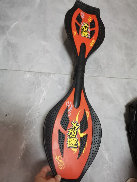 斯威20200620滑板全新蛇板，简单好用...