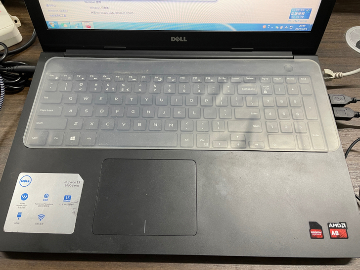 戴尔笔记本电脑5545 15.3寸屏幕，金...