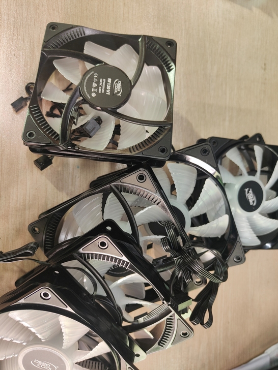 九州风神 RF120VT12厘米三色静音风...