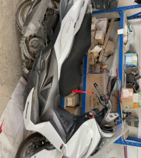 现有飞鹰踏板摩托车一辆手续齐全时表1千多公...