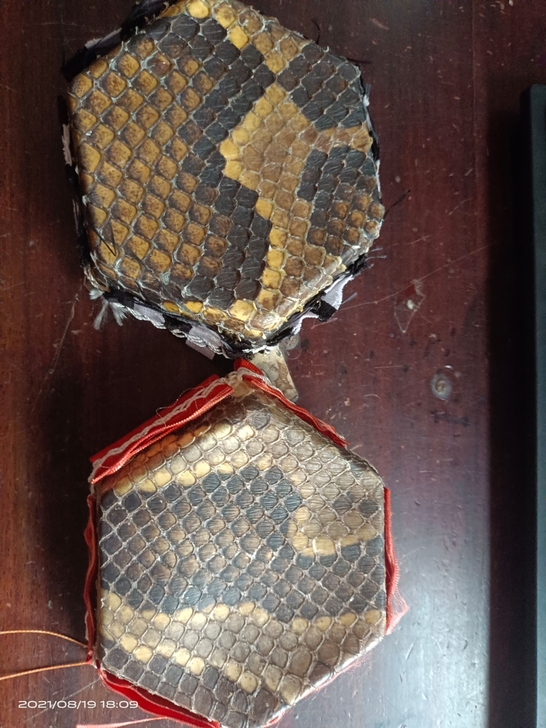 已套好的皮子,可以直接蒙二胡,也可以把琴筒...