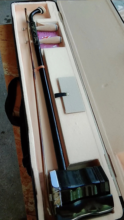 急出！全新二胡处理，原价六百的