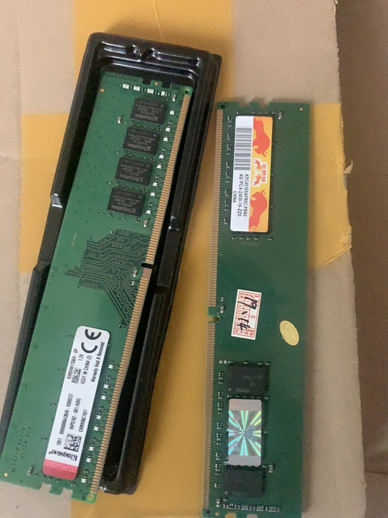 出两条4g内存  刚升级电脑换下来的