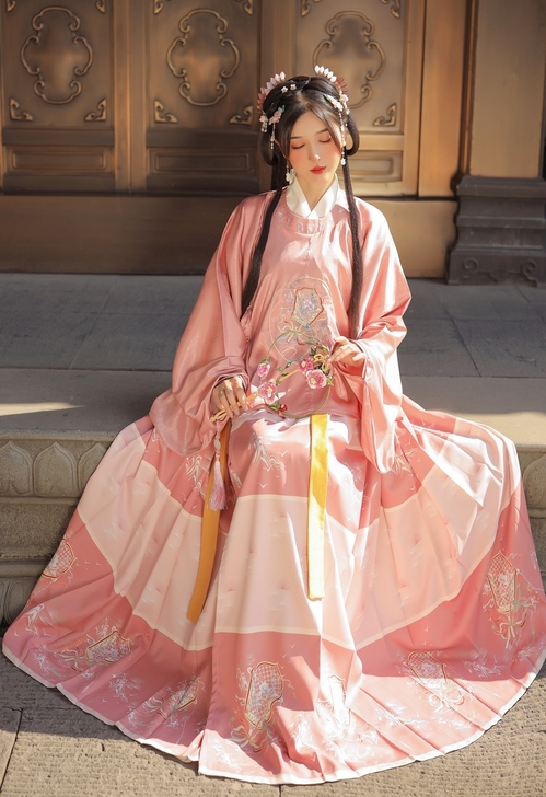 玉术玉术原创汉服女明制圆领袍补服短衫袄裙百...