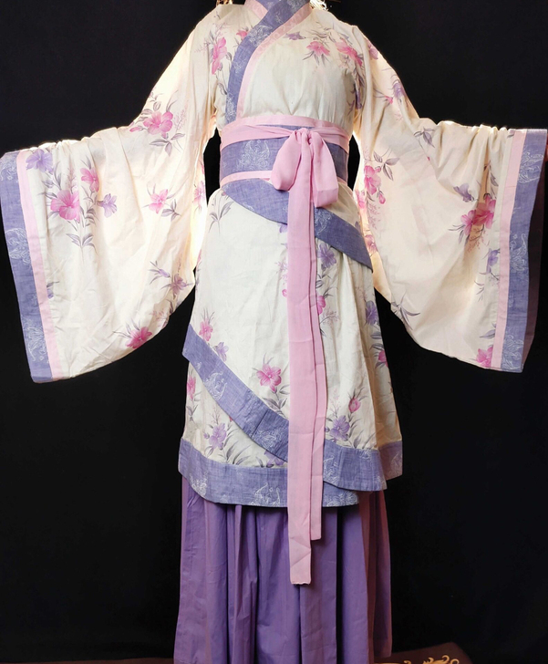 几乎全新纯棉双绕短曲裾配下裙粉紫色汉服秦汉...