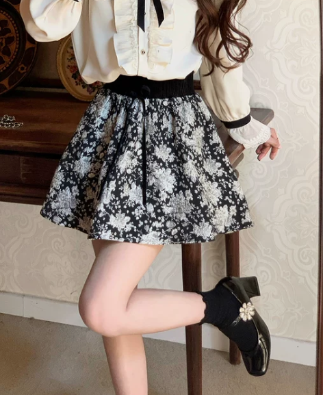 Q女家 月下黑曜石/法式提花显瘦伞摆半身裙...