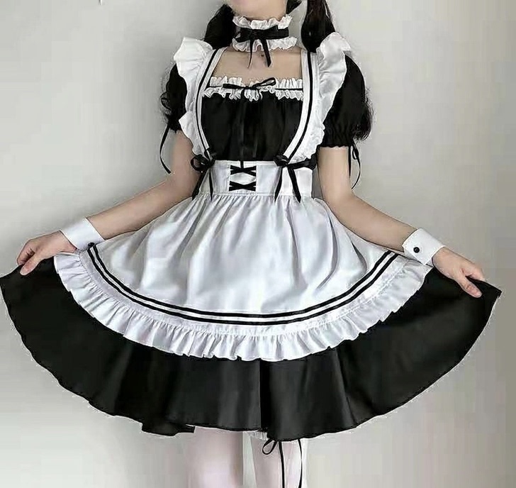 白菜价女仆装cosplay