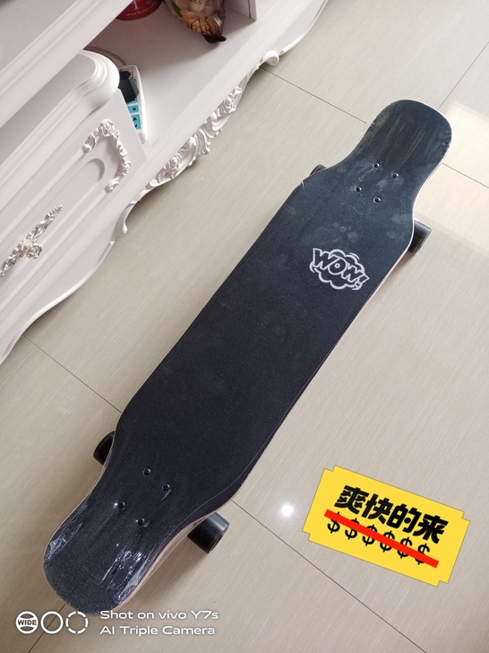滑板便宜出。有三种滑板，这些都是全新的，没...