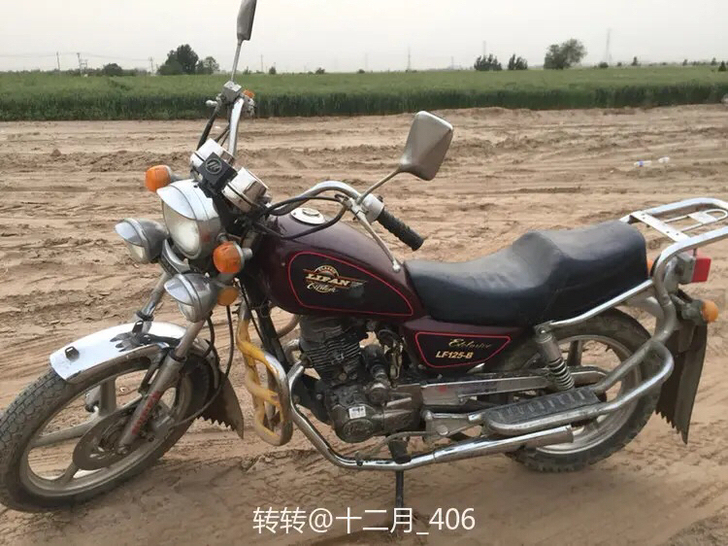 力帆太子摩托车