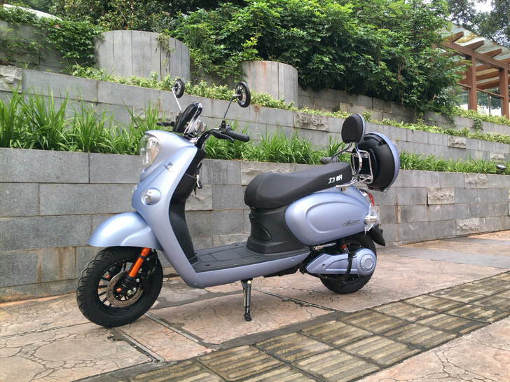 60V力帆电动踏板摩托车，全新特价处理。品...