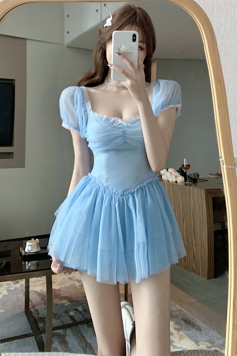 连衣裙
