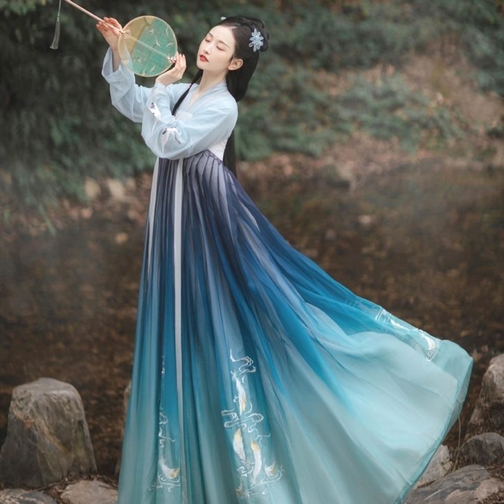 白菜价出汉服正品