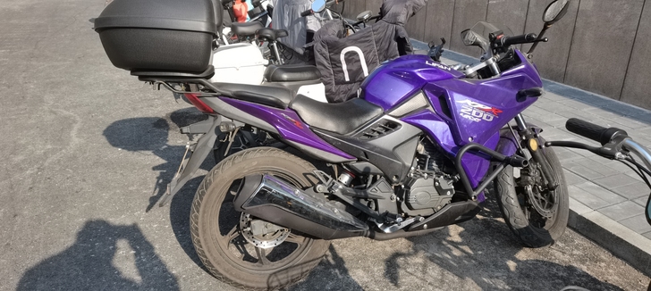 力帆摩托车kpr200摩托车，16年的车3...