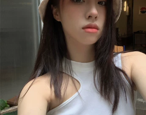 馨帮帮sinbounboun内搭挖肩无袖白...