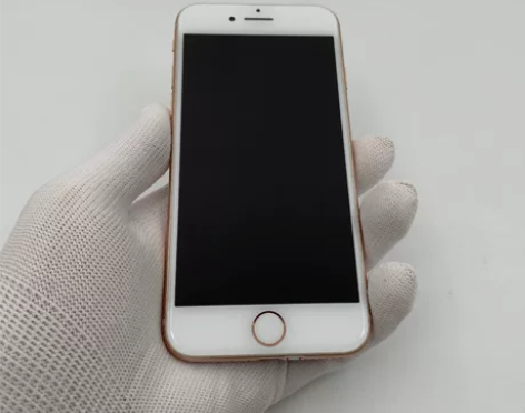 95新iPhone 8 64G 金色 移动...