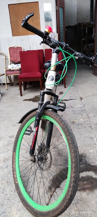 二手自行车，21速自己加装了护泥板，车龙头...