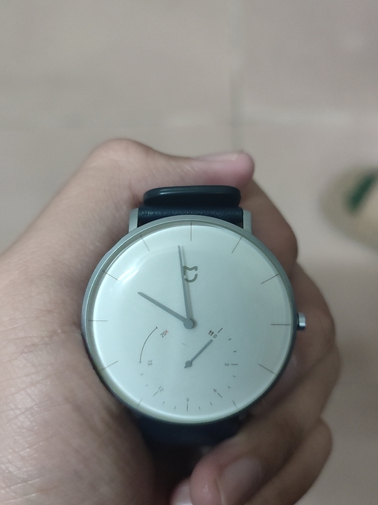 米家石英表2 自用 无损坏 但是没电了 成...