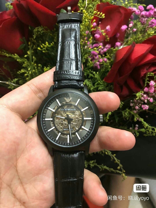 阿玛尼手表 黑武士，朋友买来送对象的，还没...