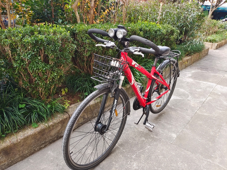 美利达公路旅行自行车，平时代步买个菜，或者...