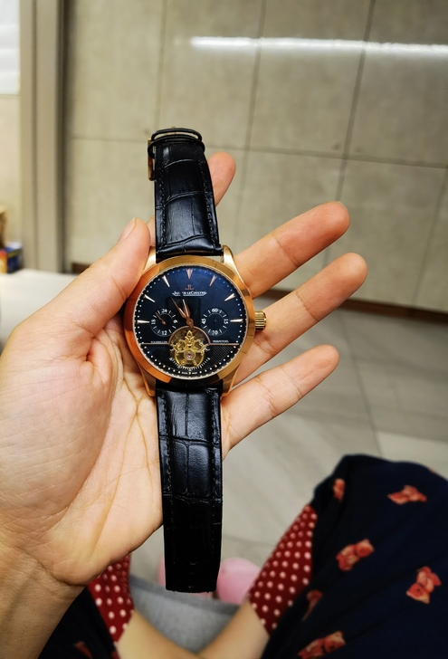 假表,去珠海旅游在专卖这种类型的店买的,回...