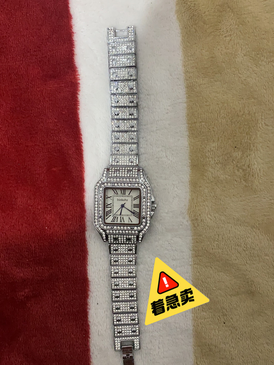宾卡达时尚腕表刚入手一天老公买的我不喜欢他...