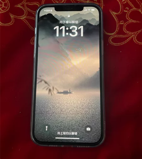 美版12Promax,128黑解正常升级系...