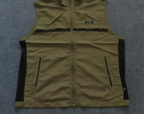 外贸日单男士夏季运动服背心马甲 买了没穿过...