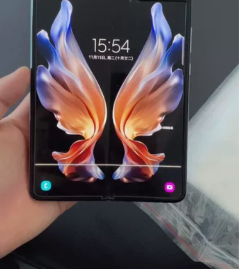 三星f9000 12?512g 成色92新...