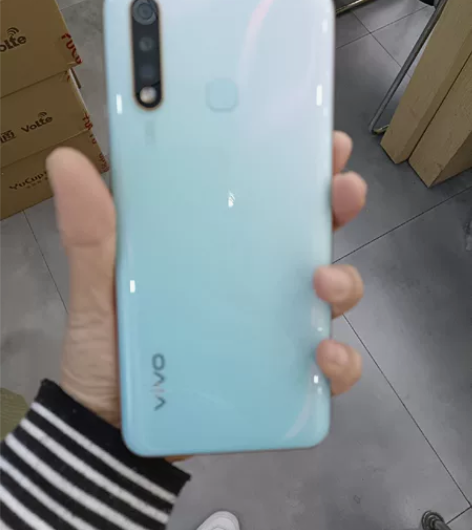 转让自用一台手机，VIVO Y5S，6+1...