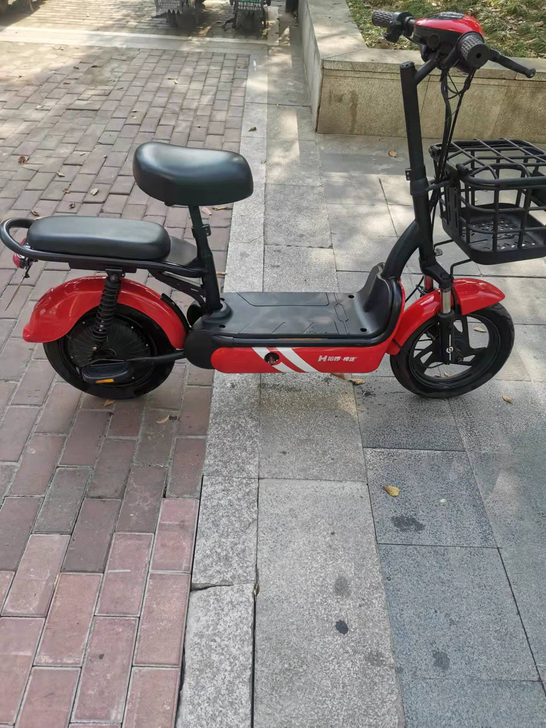 精品试驾车出