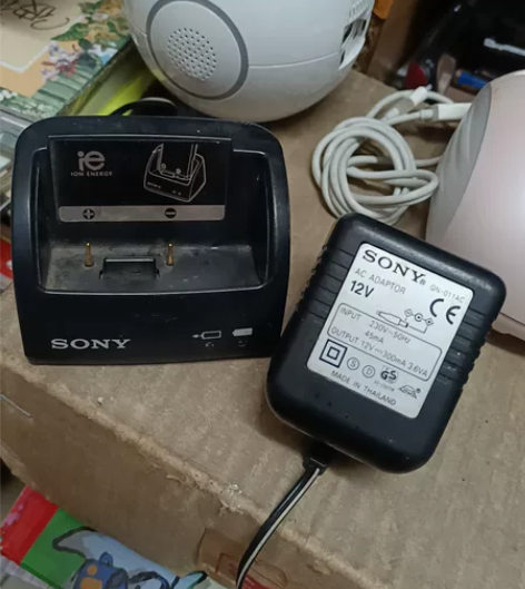 索尼z1鸵鸟手机原装充电器一套纯原装的索尼...