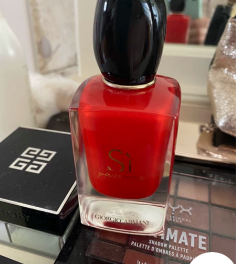 阿玛尼香水挚爱系列50ml，购于京东，顺丰...