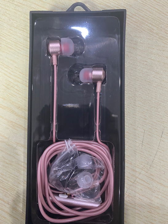 快本圆头型耳机，玫瑰粉。全新，售出后不退不...