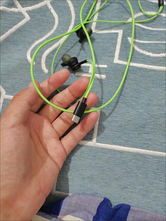 蓝悦A6黑鲨游戏耳机入耳式电竞吃鸡电脑手机...