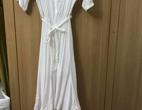 拉夏贝尔拉贝缇2017夏装新款V领绣花系带...