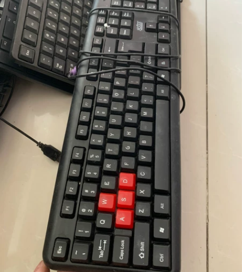 公司倒闭处理一批二手电脑键盘鼠标，USB口...