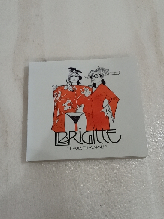 法国组合brigitte实体专辑et vo...