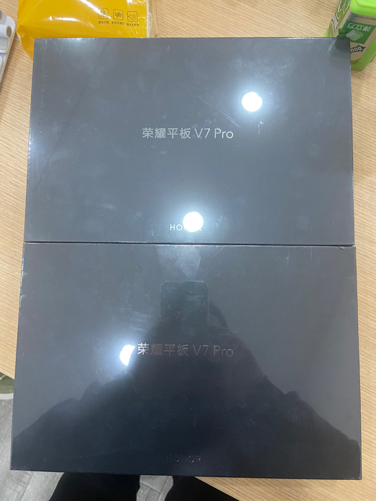 荣耀平板V7pro 8+128G 各色齐。...