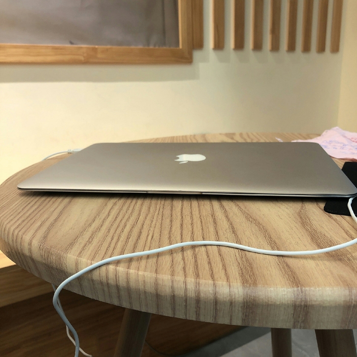 原价九千多的i7笔记本电脑转让  i7高配...