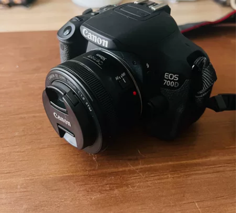 佳能EOS700D单反相机，使用一切正常，...