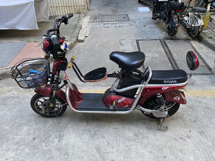 深远48v锂电池电动车
