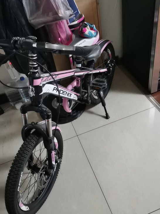 凤凰牌18英寸儿童自行车，九五成新，适合1...