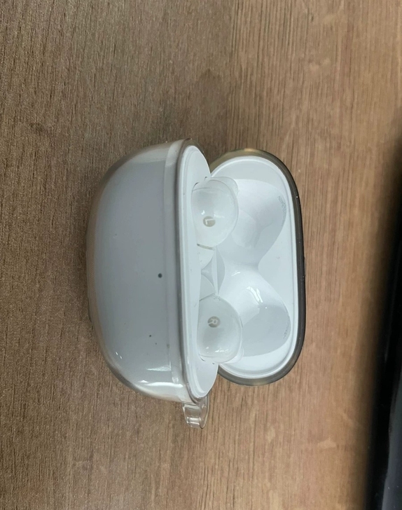 漫步者fitpods，无包装盒，无充电线。...