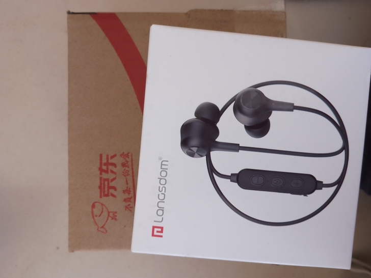 全新未拆封兰士顿 L17B蓝牙耳机 挂脖式...