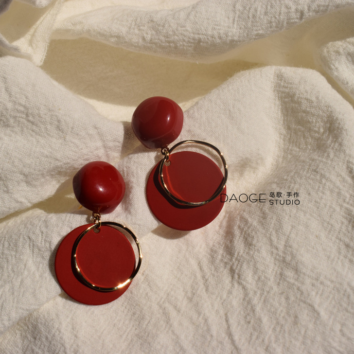 other/其他 耳钉，买来没带过。