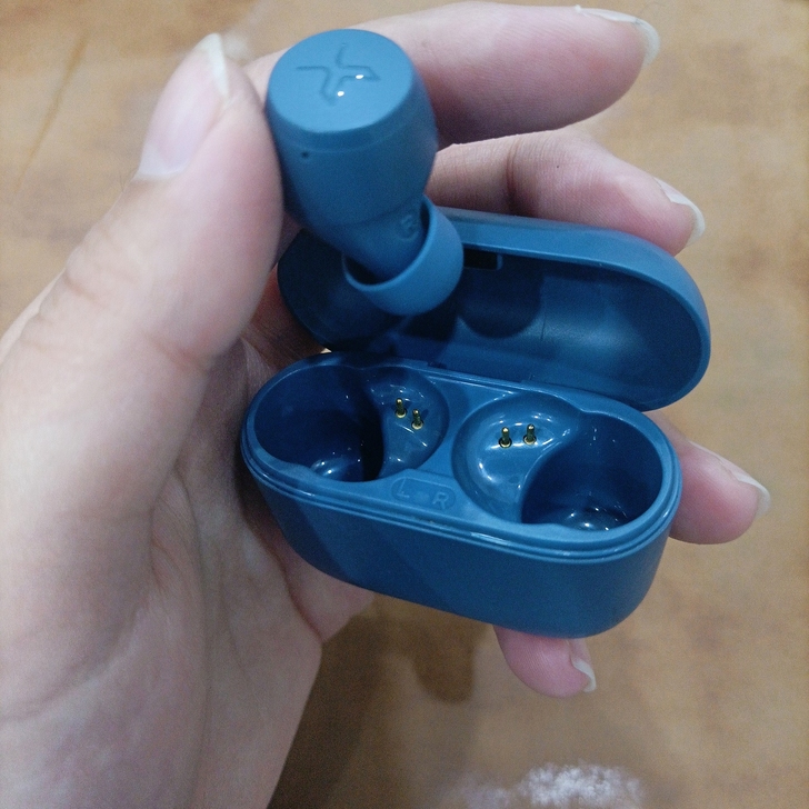 漫步者x3蓝牙耳机右耳