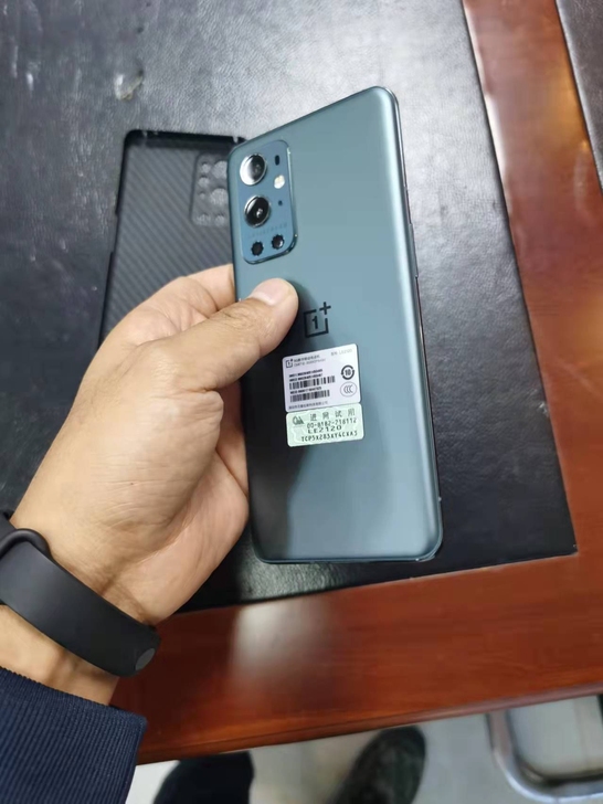 交换白色魅族18 或pro 12+256 ...