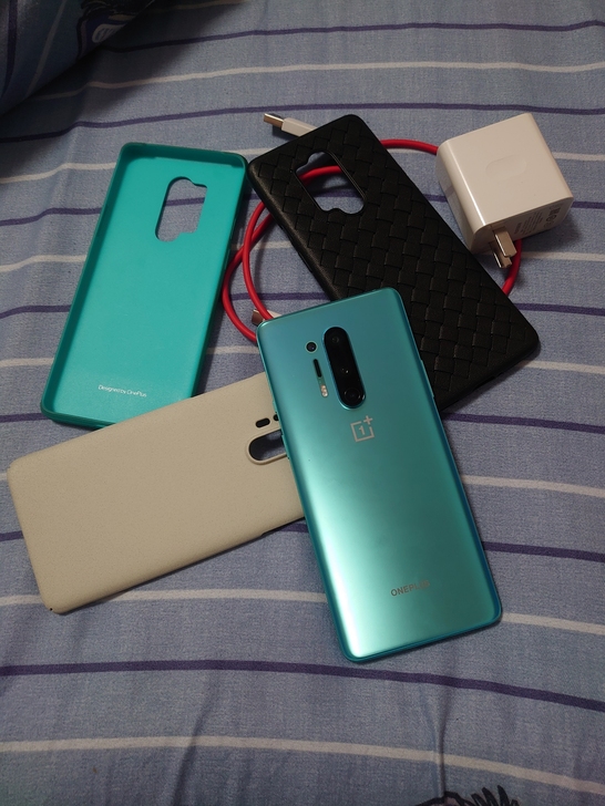 一加8Pro青空色顶配12+256gb国行...